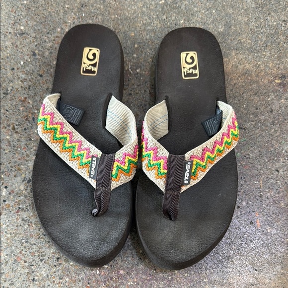 Teva Multicolor Zigzag Sandals - Picture 1 of 3
